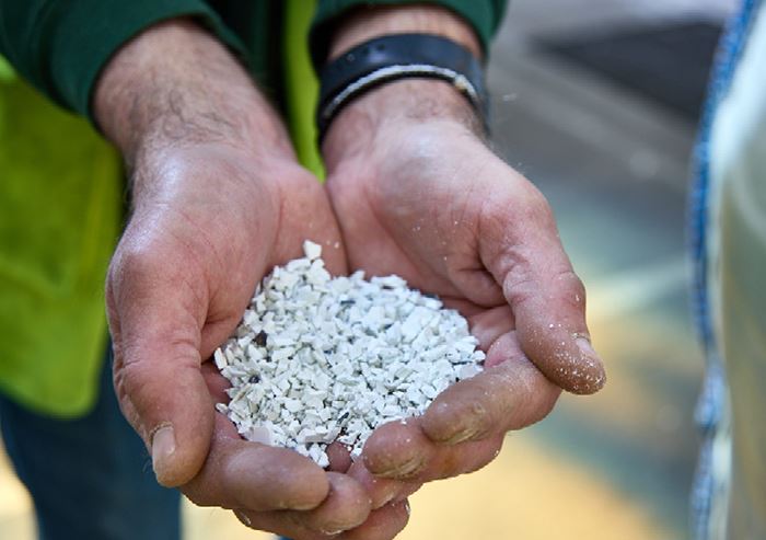 Turning reclaimed uPVC into Pellets