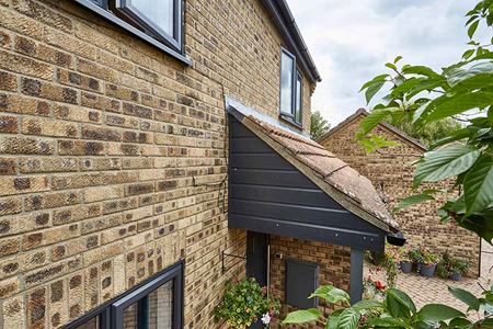 Anthracite Grey plain shiplap cladding