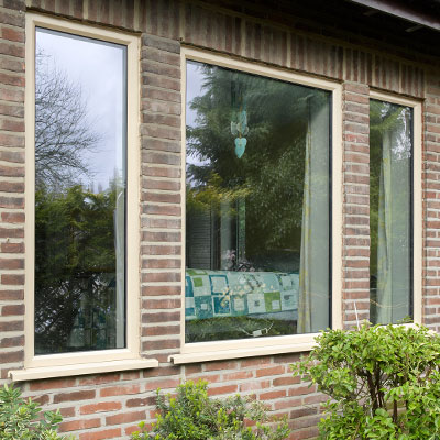 Cream-aluminium-windows